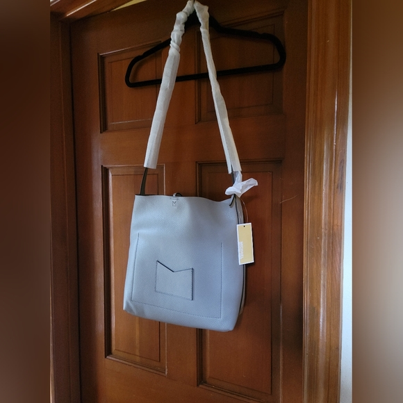 New with tags Michael Kors Studio Messenger bag - Picture 3 of 5